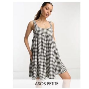 ASOS DESIGN Petite square neck mini smock dress in monochrome gingham. Size 2